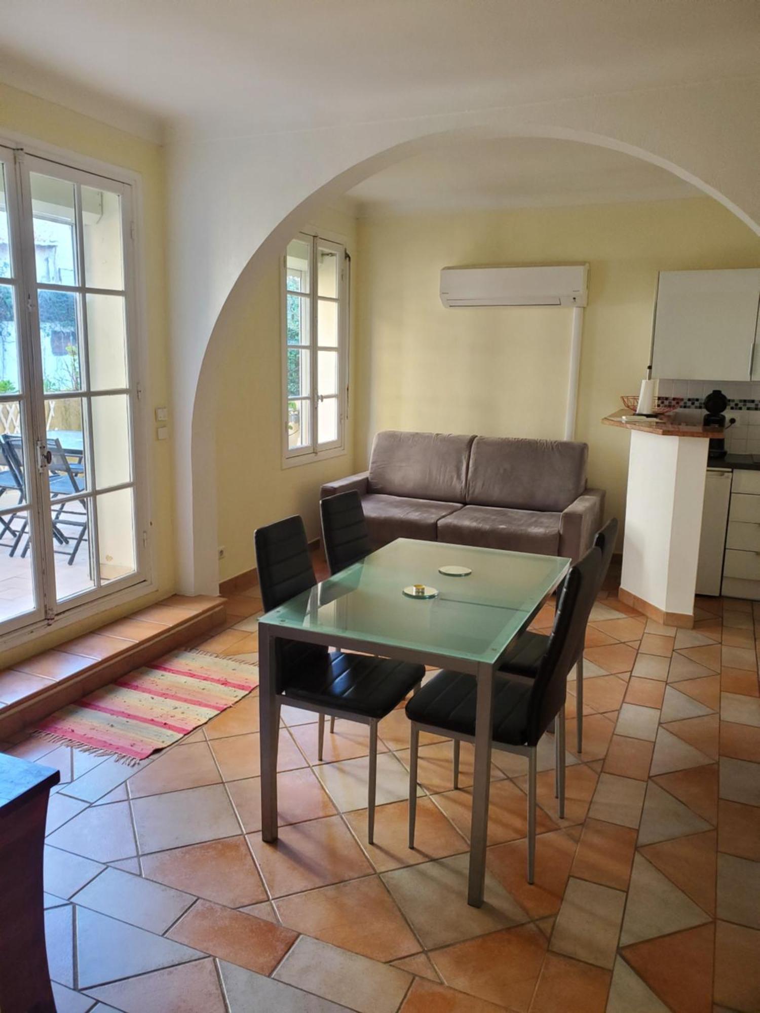 Le Pin Dore Antibes Exterior photo